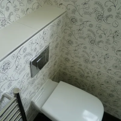 TITLE / Description line here